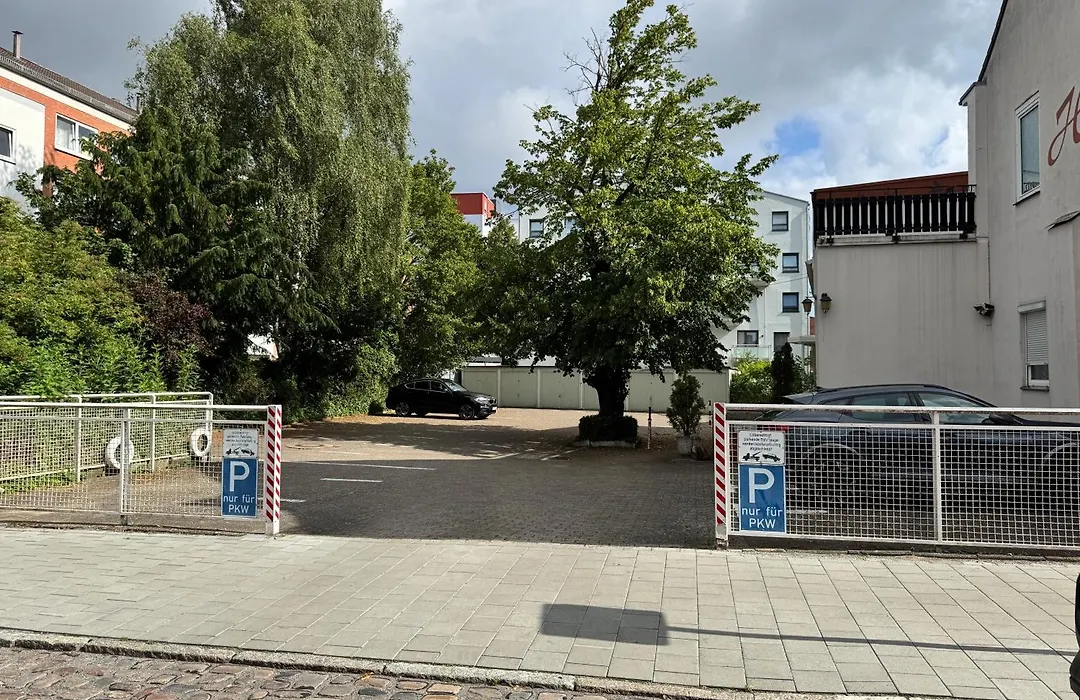 Hotel Runge 24 7 Check In&Free Parking-1